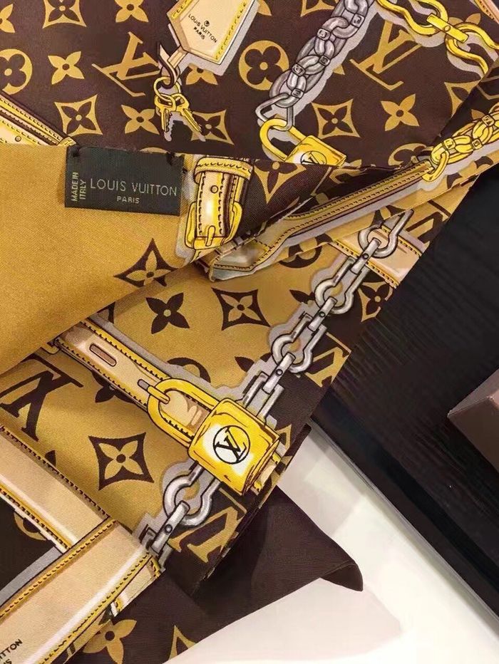 Louis Vuitton Scarf LVS00013